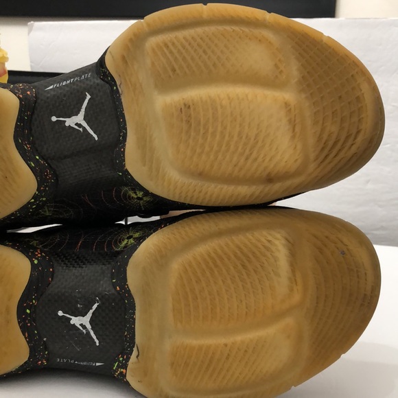 AIR JORDAN 28 CHRISTMAS BASKETBALL SNEAKERS MENS SIZE 9.5 - Picture 15 of 16